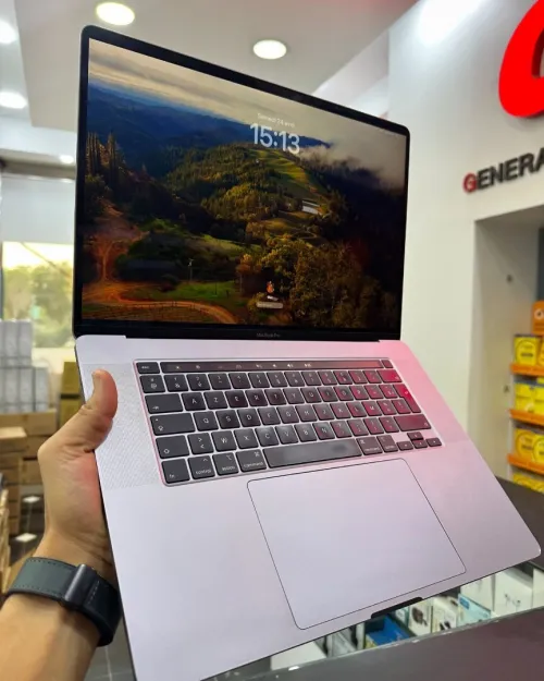 MACBOOK PRO TOUCHBAR 16 2019  Intel Core i7-9750H 12 Mo de cache, 4,50 GHz 16GB 512GB SSD Pro 5300M