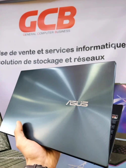 ASUS ZENBOOK UM425Q AMD Ryzen 5 5600H 16Mo Cash avec  Radeon Vega RAM 16GB  512GB SSD 14" FULL HD