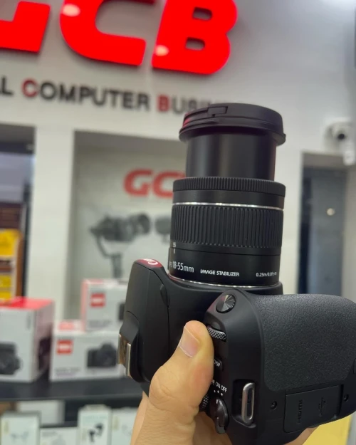 Canon EOS 250D Reflex Numérique 24.1 MP Vidéo Ultra HD 4k Wifi Bluetooth Objectif 18-55mm STM