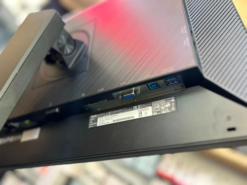 ASUS BE24WQLB Moniteur professionnel avec dalle IPS de 24,1, 16 :10 angle de vision large et colorimétrie 100 % sRGB (1920x1200 WUXGA pied de support ergonomique