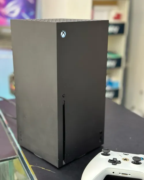 Microsoft Xbox Series X 8K HDR RAM, 16 Go GDDR6  4K en 60 fps Jusqu à 120 fps max. SSD NVME 1TB