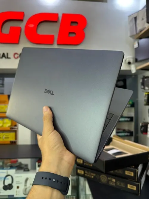 DELL Pro 14 Premuim Intel Ultra 7 266V 12M Cache, à 5,00 GHz 16GB DDR5 512GB SSD FHD+ Intel Arc 8GB