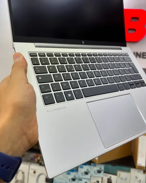 HP ELITEBOOK 845 G10 AMD Ryzen 5 7545U avec pro graphiques AMD Radeon 740M 16GB 256GB SSD 14 FULL HD