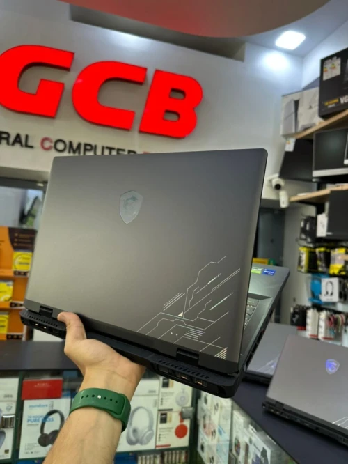 MSI CROSSHAIR 16 HX D14V Intel Core i7-14700HX 33MO 5.50 GHz 16GB DDR5 1TB SSD 16" 240HZ RTX 4060