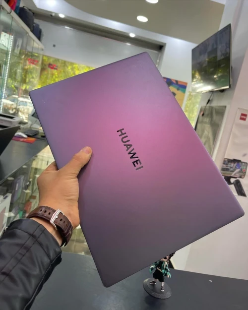HUAWEI MATEBOOK D16  RLEF-X Intel Core i5-12450H cache 12 Mo,  16GB  512GB SSD  16 FULL HD IPS  