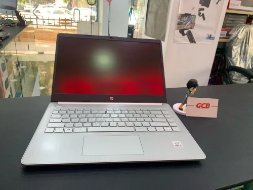 HP 14s Processeur Intel Core i3-1005G1 4 Mo de cache, jusqu'à 3,40 GHz RAM 8GB 256GB SSD 14"