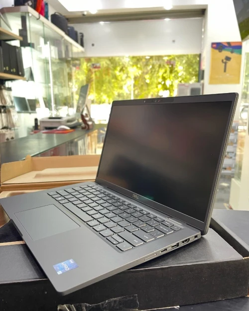 DELL LATITUDE 7430 Intel Core i7-1265U 12 Mo de cache, jusqu'à 4,80 GHz 32GB 256GB SSD 14 " tactil  