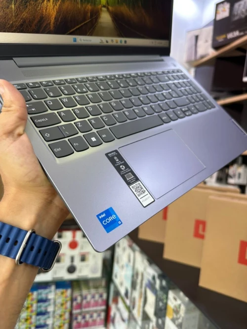 LENOVO IDEAPAD SLIM 3 Intel Core i5-13420H 12 Mo, jusqu,à 4,60 GHz  RAM 8GB DDR5 512GB SSD 15.6 FHD