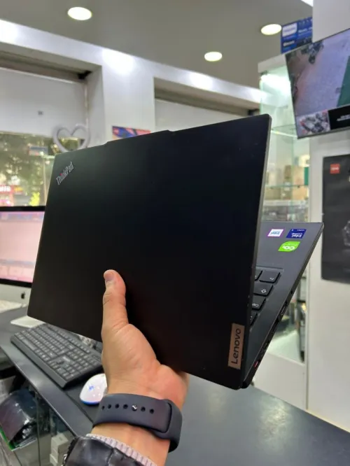 LENOVO THINKPAD E14 GEN6 Intel Core Ultra 5 125U RAM 16GB DDR5 256GB SSD IPS, GPU Intel Graphiques