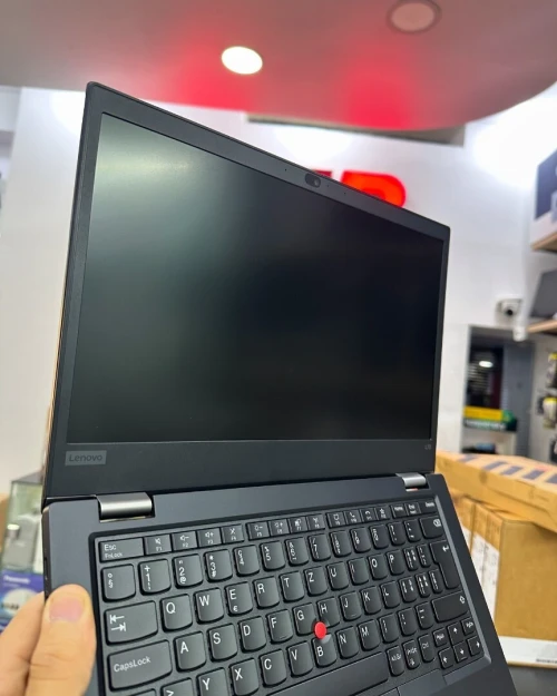 Lenovo ThinkPad L13 Gen2 Intel Core i5-1145G7  8 Mo , à 4,40 GHz 8GB  256GB SSD  13.3 FULL HD