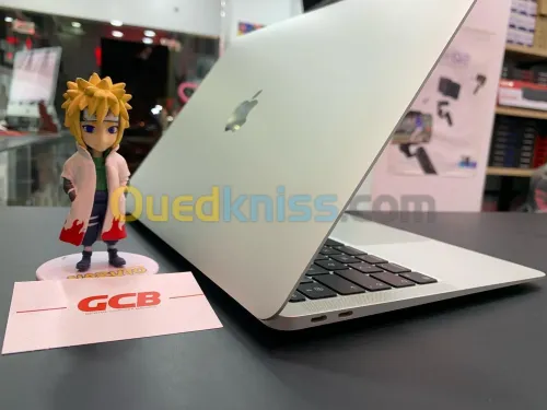 MACBOOK AIR RETINA 2020 13" M1 8-Core CPU/7-Core GPU 3.2GHz RAM 8GB  256GB SSD 