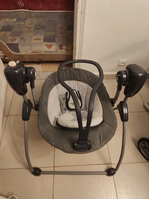 Balançoire bébé électrique