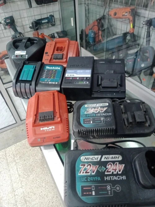 HILTI BOSCH MAKITA HITACHI CHARGEUR BATTERIE