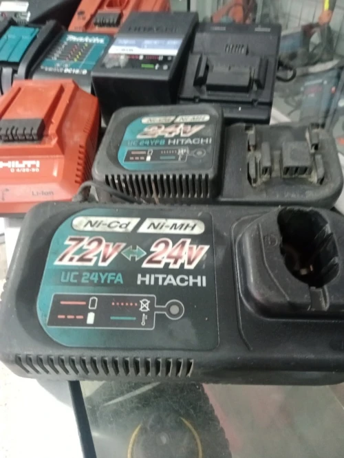 HILTI BOSCH MAKITA HITACHI CHARGEUR BATTERIE