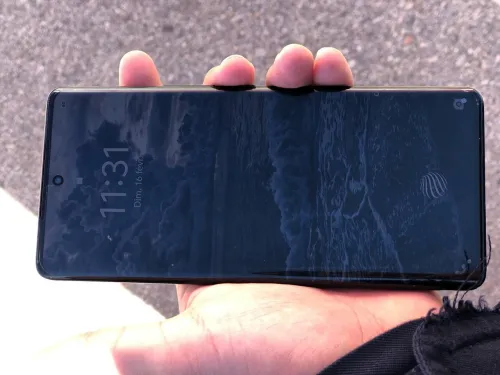 Vivo V30