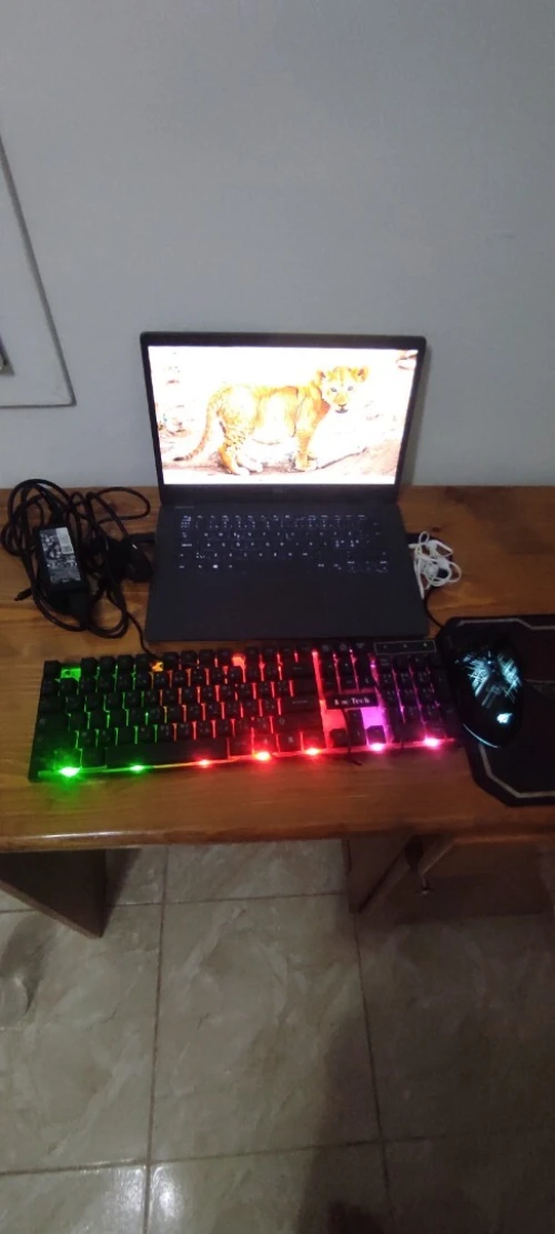 PC PORTABLE JDID BEL CARTON JAMAIS UTILISER 