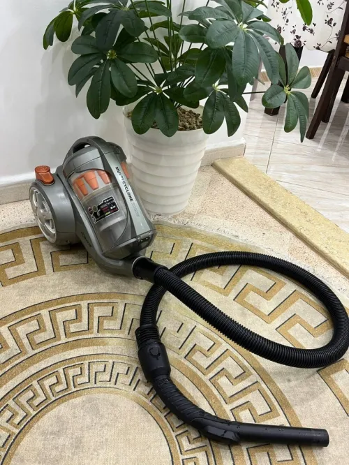 ASPIRATEUR ROBUSTE MULTI CYCLONE SANS SAC
