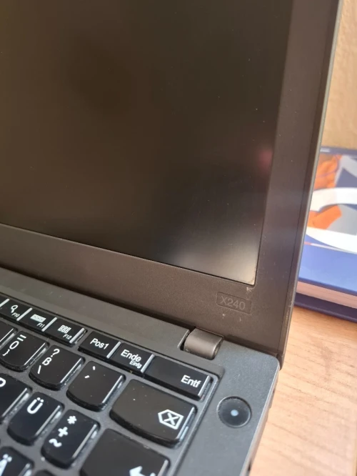 Lenovo thinkpad x240 