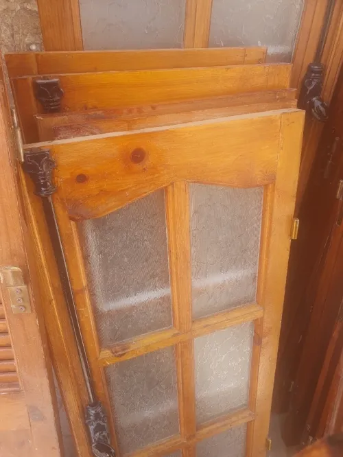 Volets / Portes de buanderie en bois massif