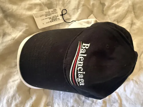 Casquette balenciaga original 
