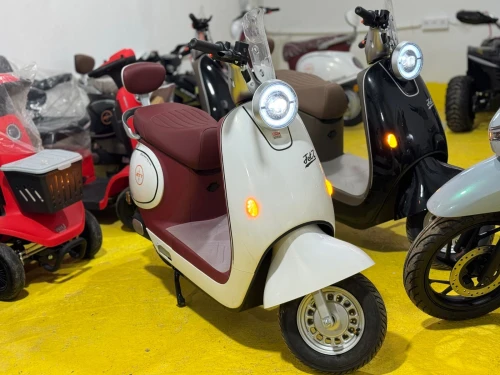 Scooter électrique Niu JET7 2026