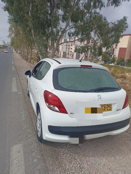 Peugeot 207 2013 La toute