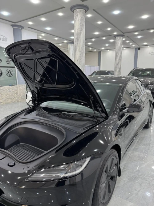 TESLA Model 3 2025 Black