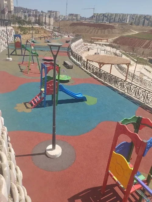 تغطيت الملاعب air de jeux piste d'athlétisme, terrain de sport matico, acrylique, gomme epdm
