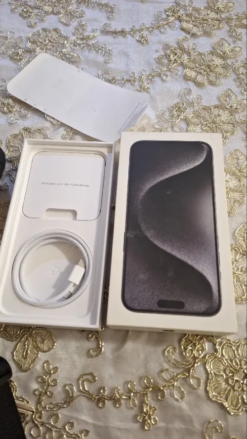 I phone pro max 512 giga eurou I phone pro max 15 512 giga