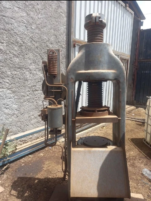 Press hydraulique