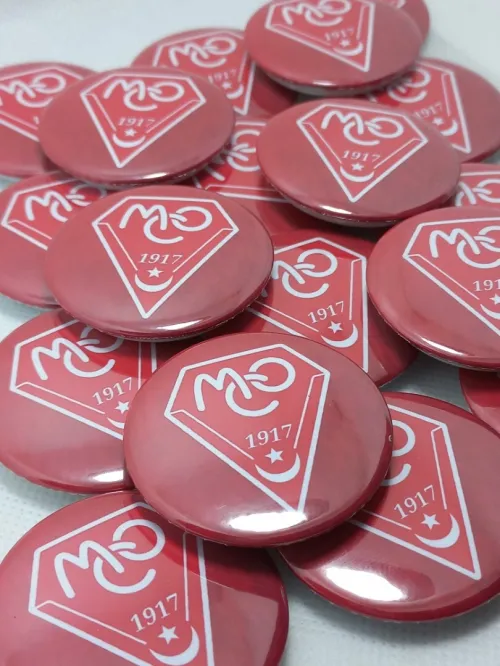 pins personnalisé