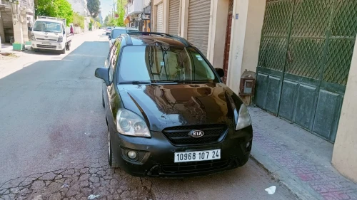Kia Carens 2007 7 place