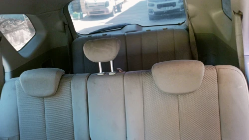 Kia Carens 2007 7 place