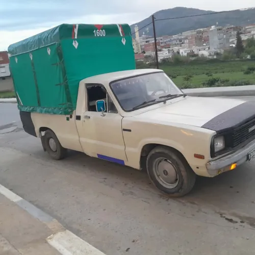 Mazda B1600 1984 Classique