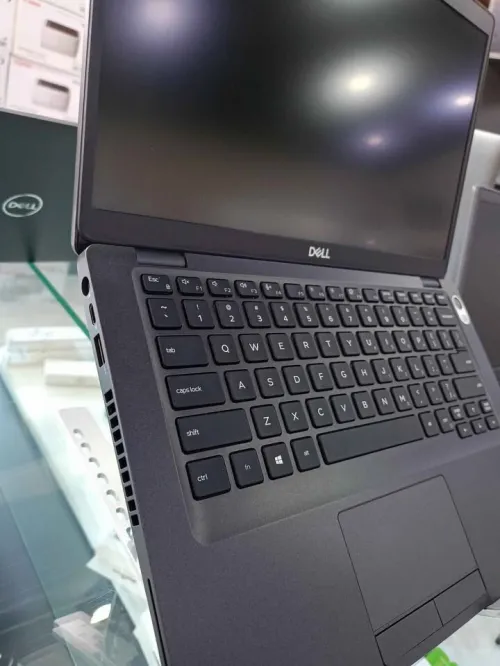 DELL LATITUDE 5400 i7 8 éme Génération
