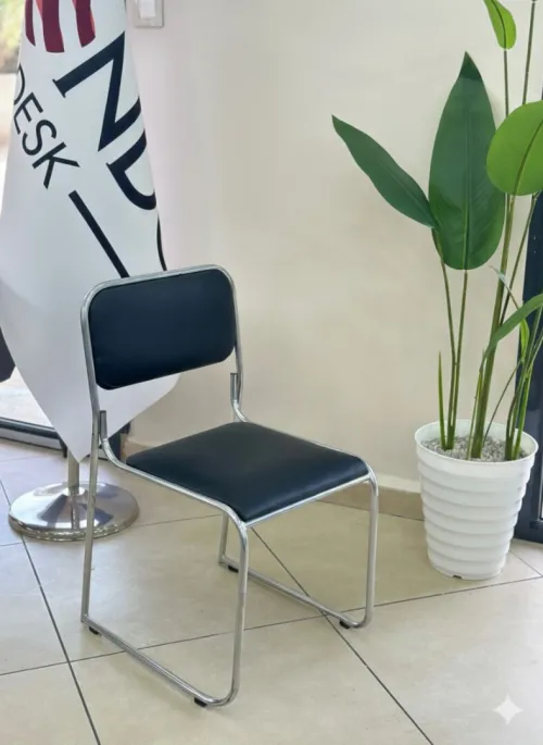 Chaises Visiteurs