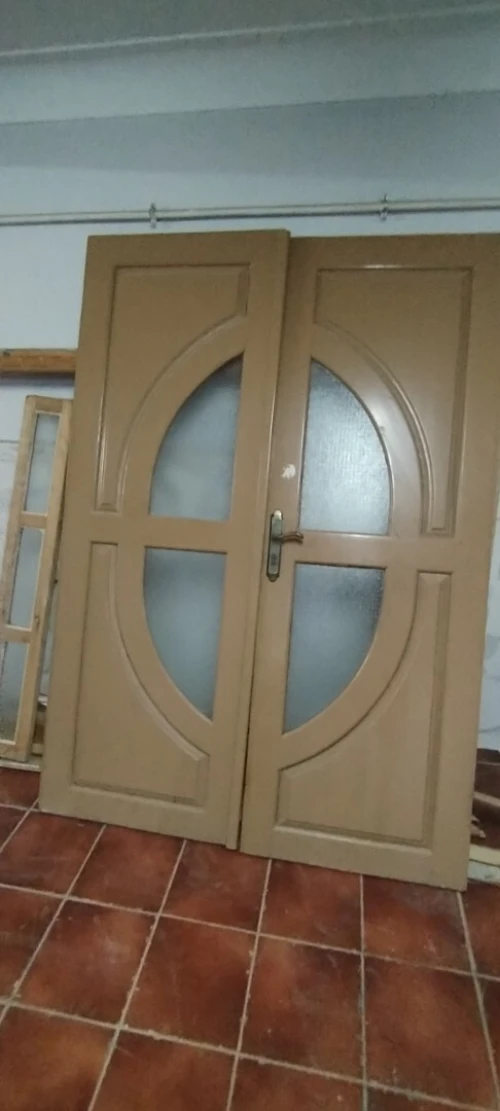 Porte d'entrée en bois 