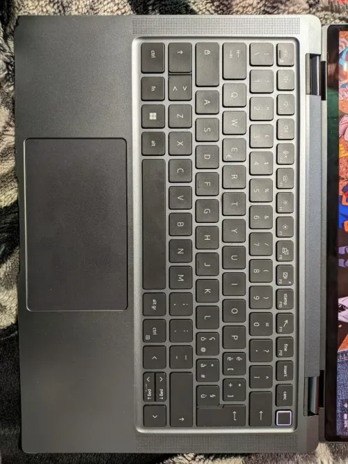 Dell latitude 9330