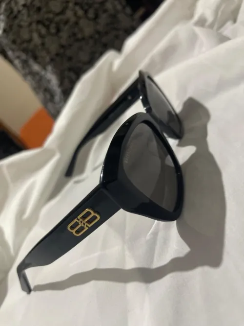 Lunettes Gucci Balenciaga 