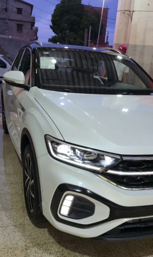 Volkswagen T-Roc 2025 R- Line Edition 