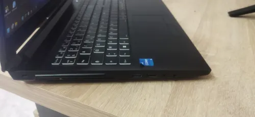 Laptop gigabyte g5 kd i5-11400H 16GB DDR5 2*512GB SSD (1TB) Nvidia GeForce RTX 3060 6GB 144Hz 9/10