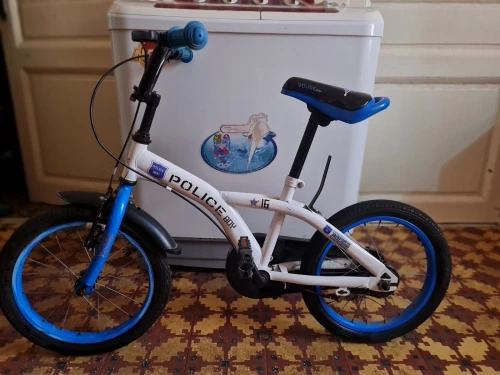 Vélo pour enfant en très bon état 