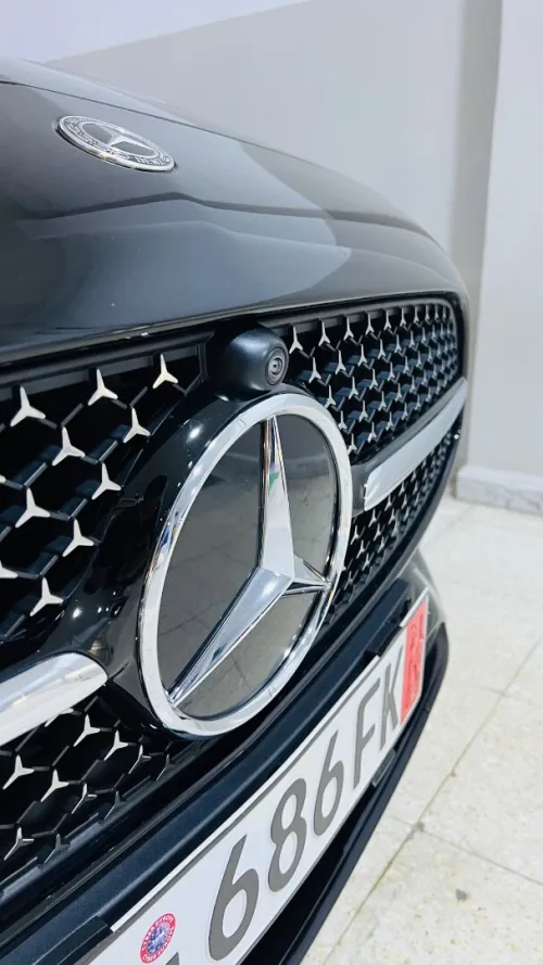 Mercedes C220 2023 