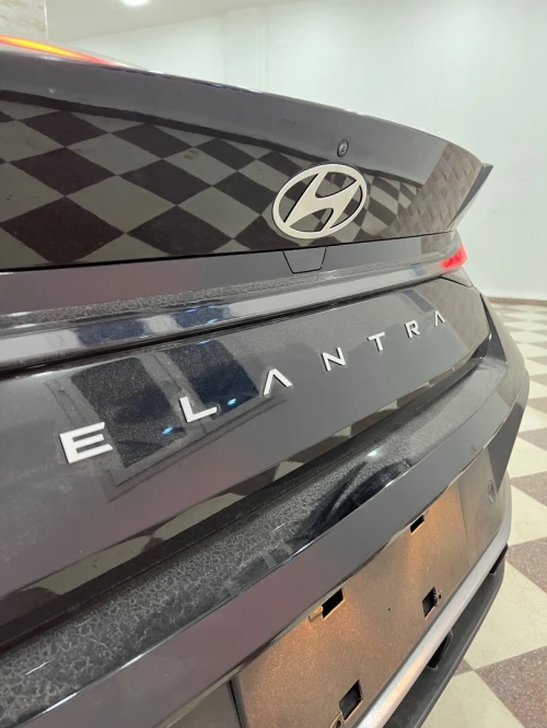 Hyundai Elantra 2025 Luxury