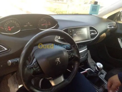 Peugeot 308 2015 Allure