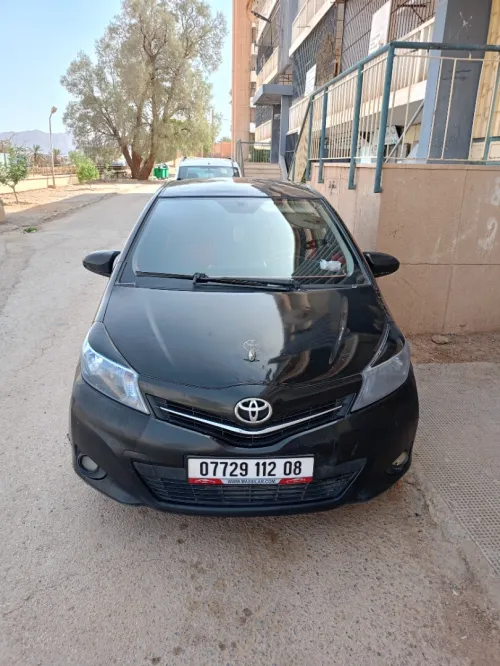 Toyota Yaris 2012 Touch
