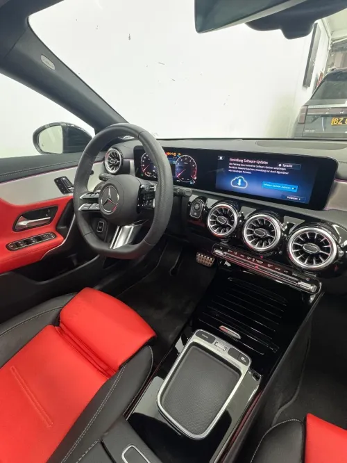Mercedes CLA 200 2025 AMG