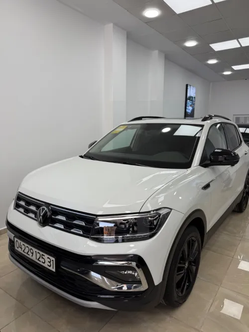 Volkswagen T-Cross 2025 R-line
