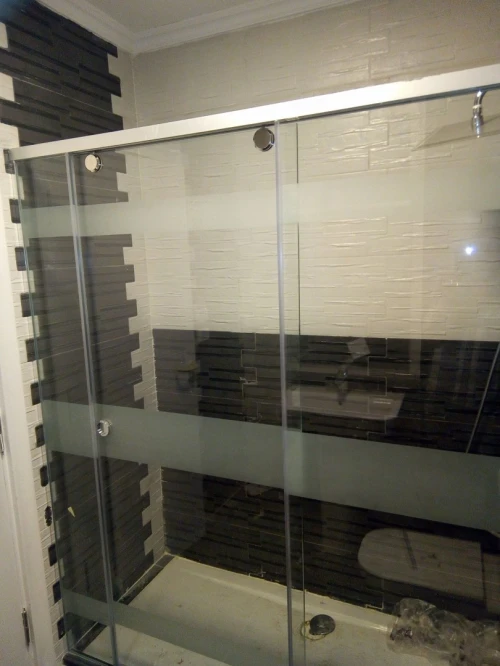 cabine de douche vitrine cloisons