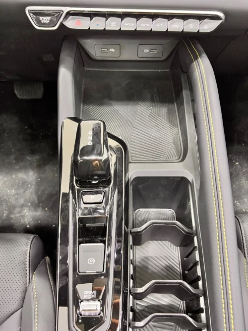 Geely Coolray 2026 Full option